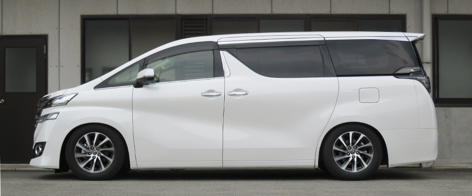 ALPHARD真横画像